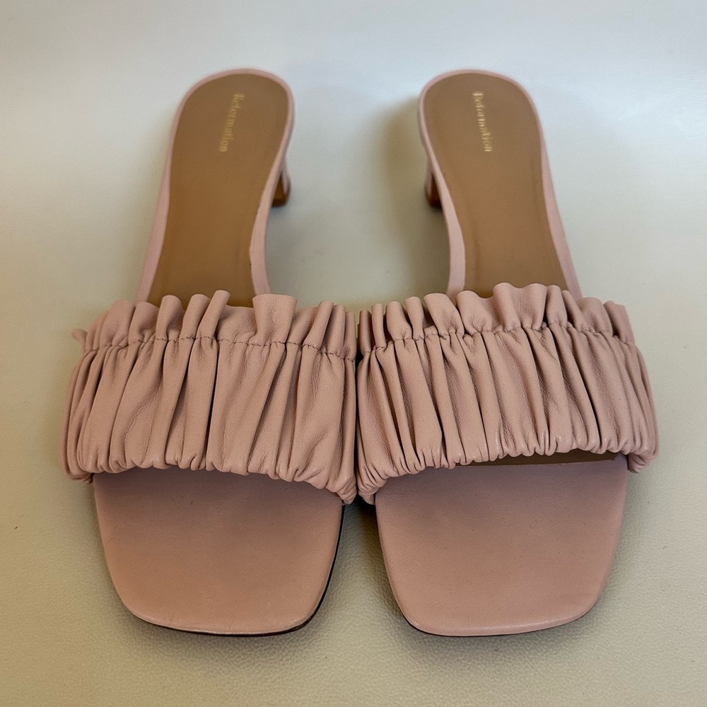 Reformation Shereen Ruched Leather Block Heel Mules Slide Serenade Pink NWOT 9.5 - Picture 5 of 10
